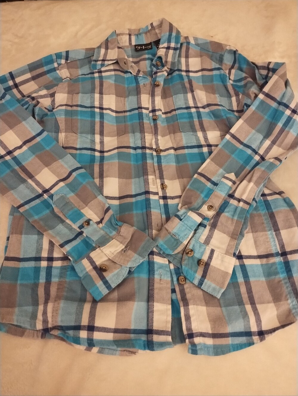Women's Blue and Gray Plaid Button-Up Shirt